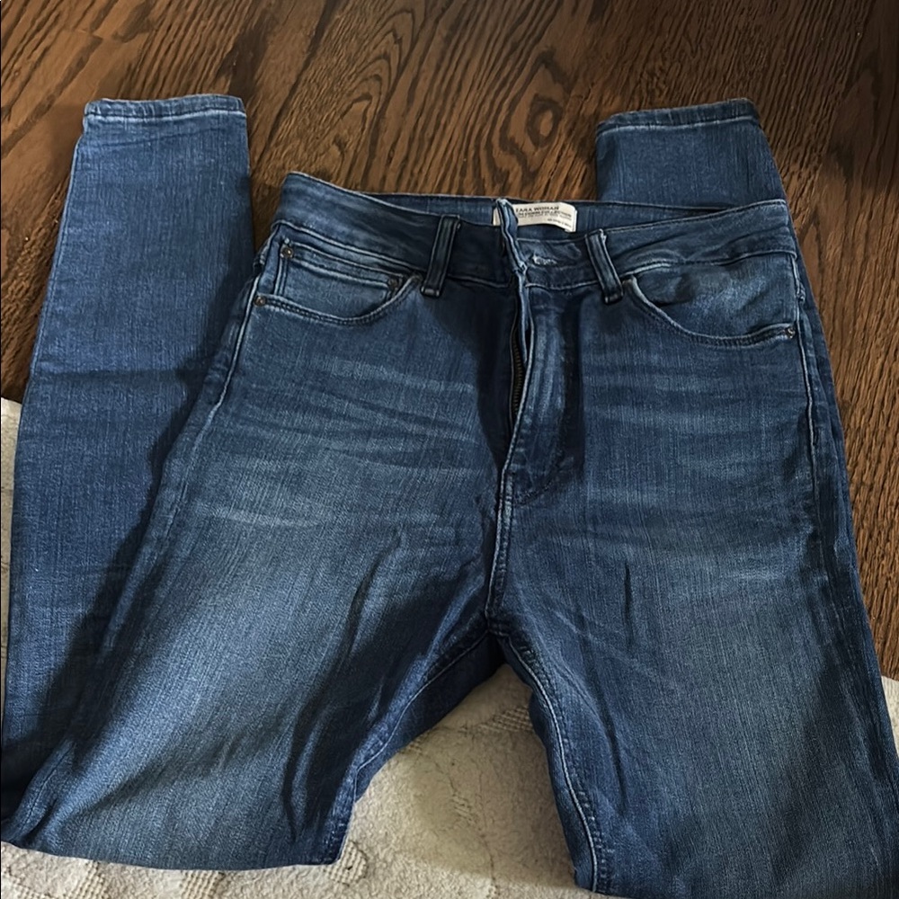 Zara Blue Skinny Jeans with Stretchy Denim and Tapered Leg